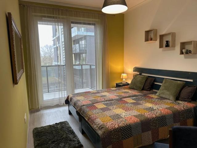 Luxurious Bob With Private Parking Lejlighed